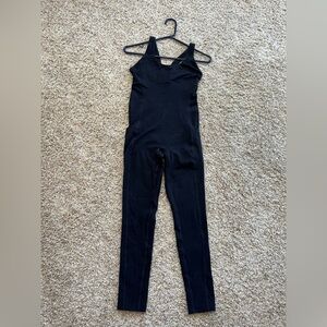 Aritzia black TNaction workout jumpsuit size small